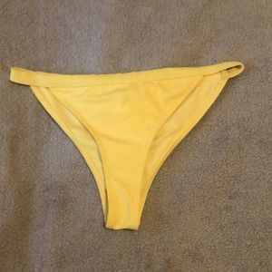 Revamped bikini bottoms size M